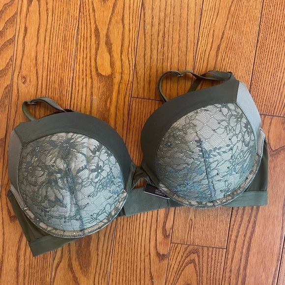 Victorias Secret Very Sexy Push Up Bra 34DD - Picture 1 of 7